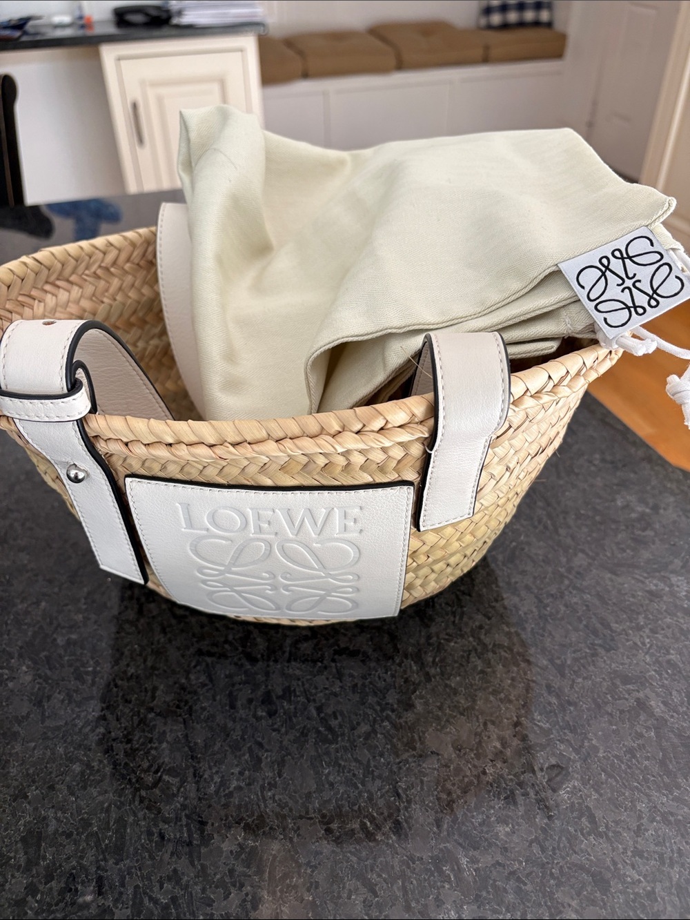 Loewe Small White Raffia - Picture 5 of 5